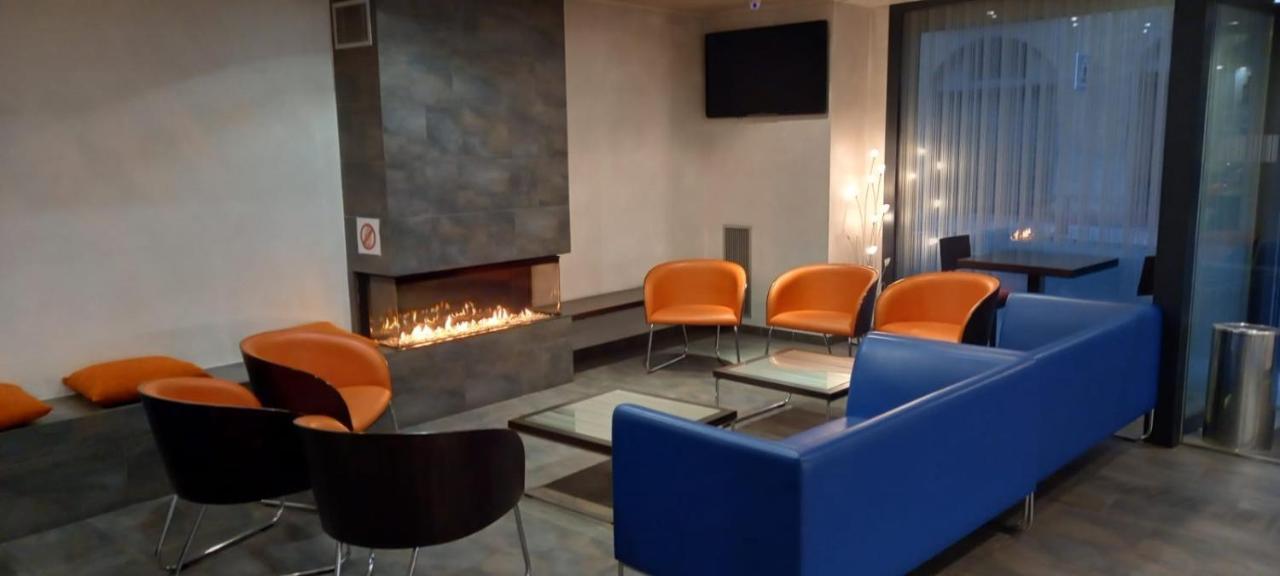 Hotel 9 Sant Antoni Ribes De Freser Esterno foto